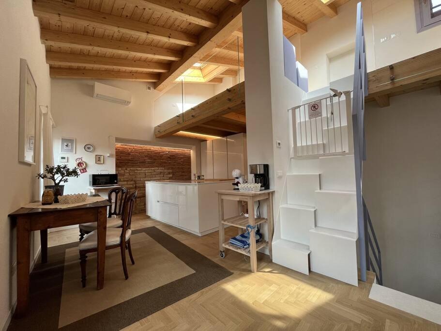 La Piccola Casa Al Lago - Intera Casa Con 3 Camere E 2 Box Сало Екстер'єр фото